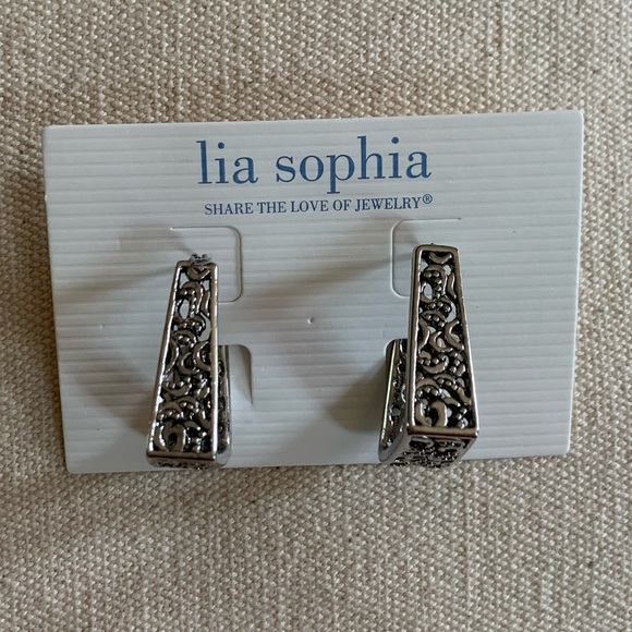 Beautiful earrings Lia Sophia - Picture 6 of 6